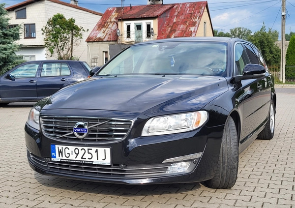 Volvo V70 cena 38900 przebieg: 198200, rok produkcji 2015 z Pilawa małe 596